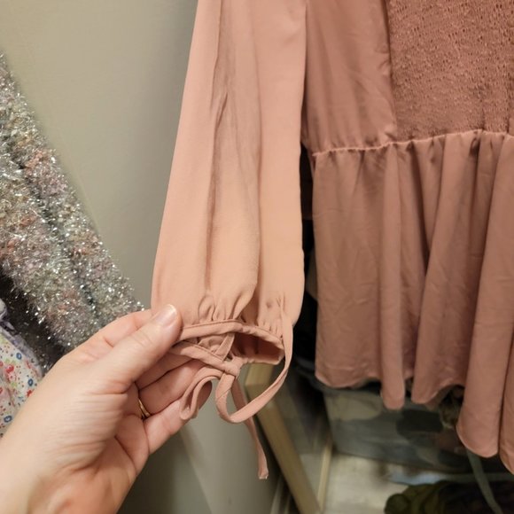 Beautiful dusty rose color dress - Picture 2 of 5